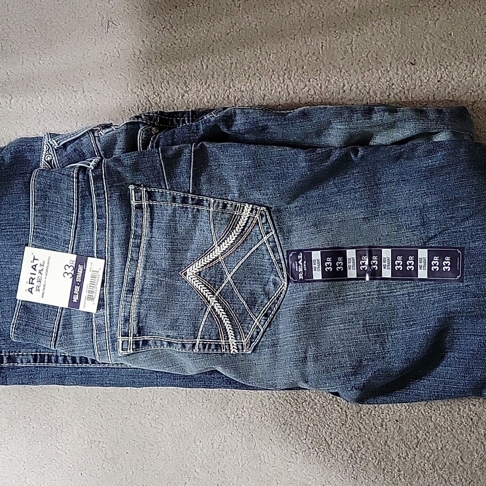 Women's ariat jeans size 33 regular